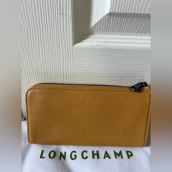 Longchamp Le Pliage Cuir Wallet - Picture 5 of 7
